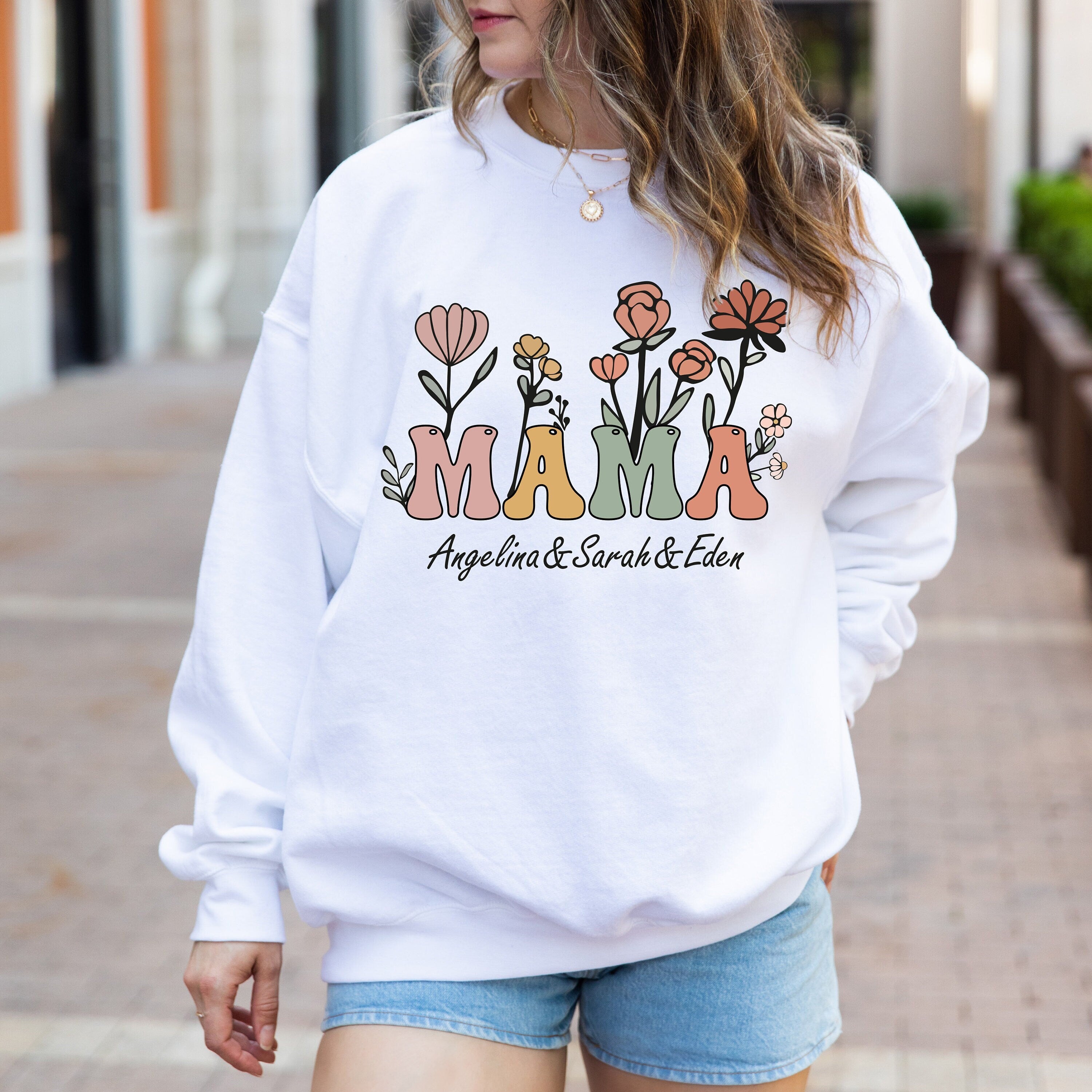 Custom Mama Sweatshirt with Children Name, Gift for Mom, Personalized Mom Sweater Minimalist Mommy Custom Gift for Mother, Flower Sweatshirt