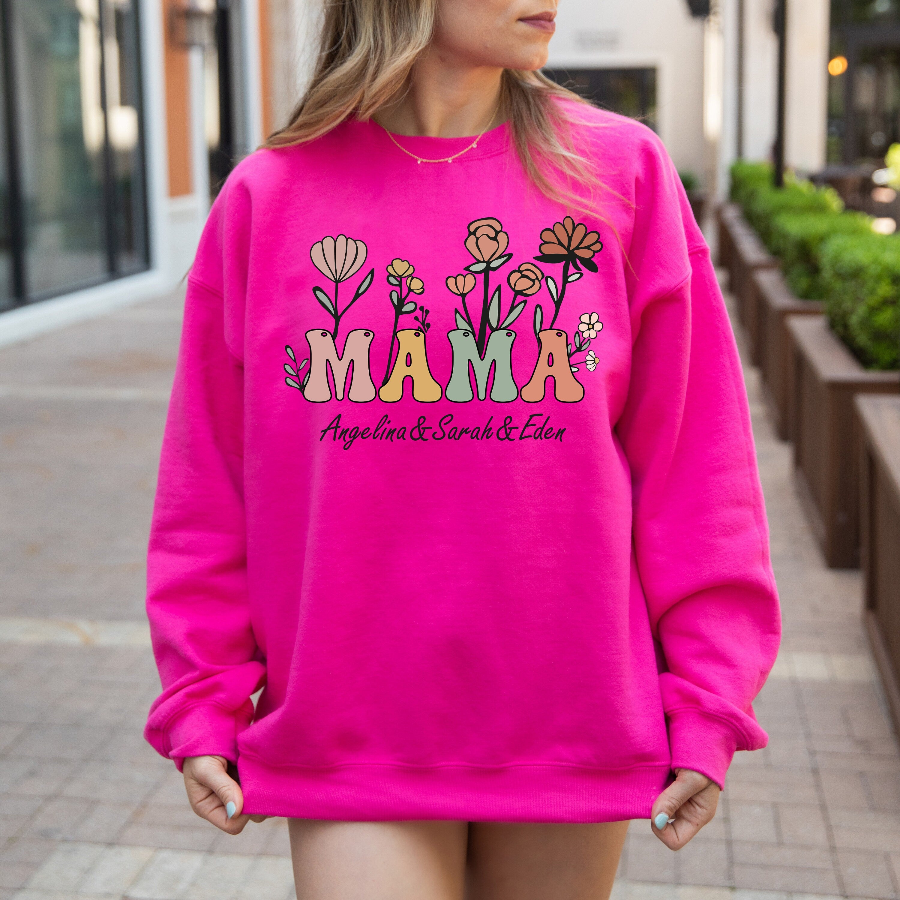 Custom Mama Sweatshirt with Children Name, Gift for Mom, Personalized Mom Sweater Minimalist Mommy Custom Gift for Mother, Flower Sweatshirt