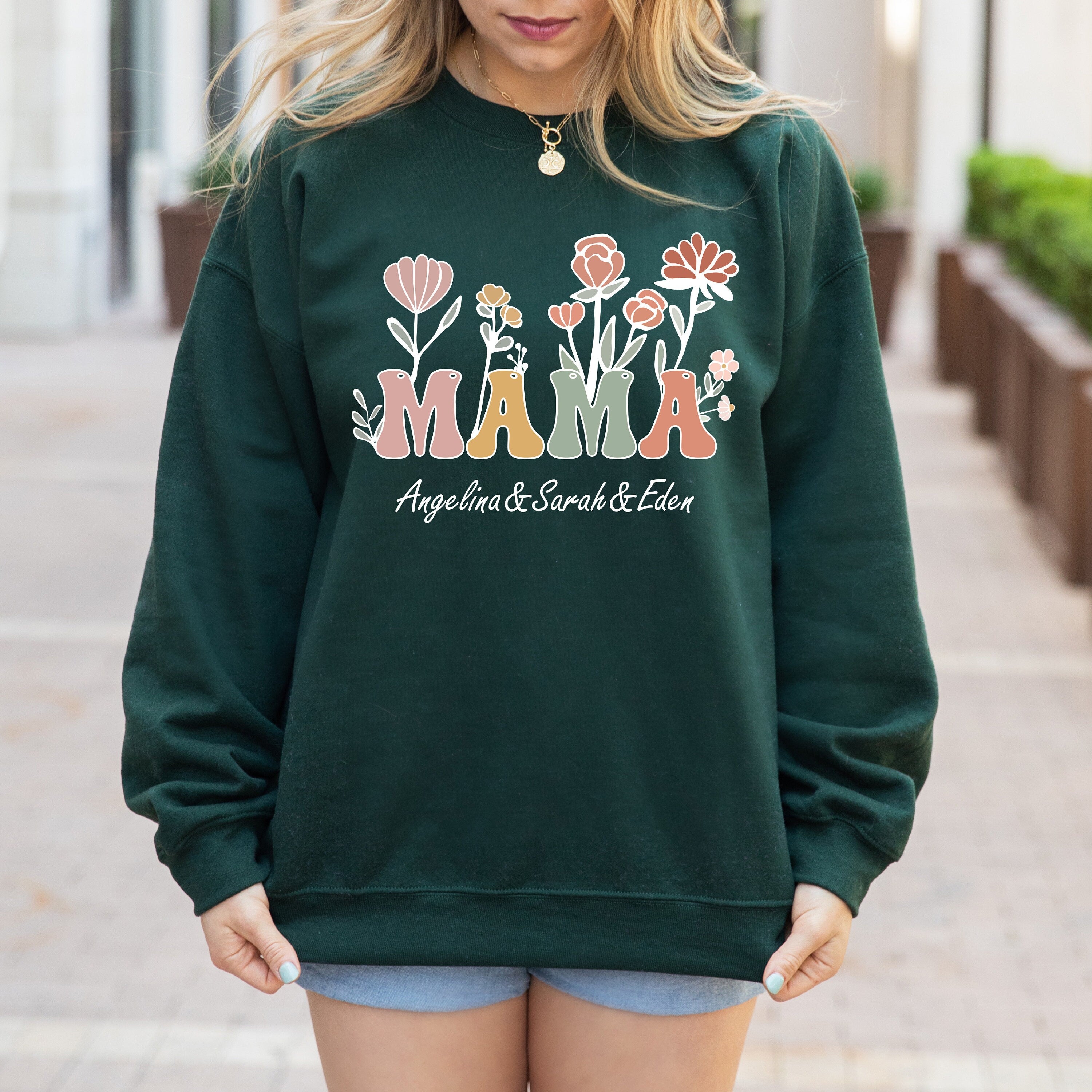 Custom Mama Sweatshirt with Children Name, Gift for Mom, Personalized Mom Sweater Minimalist Mommy Custom Gift for Mother, Flower Sweatshirt