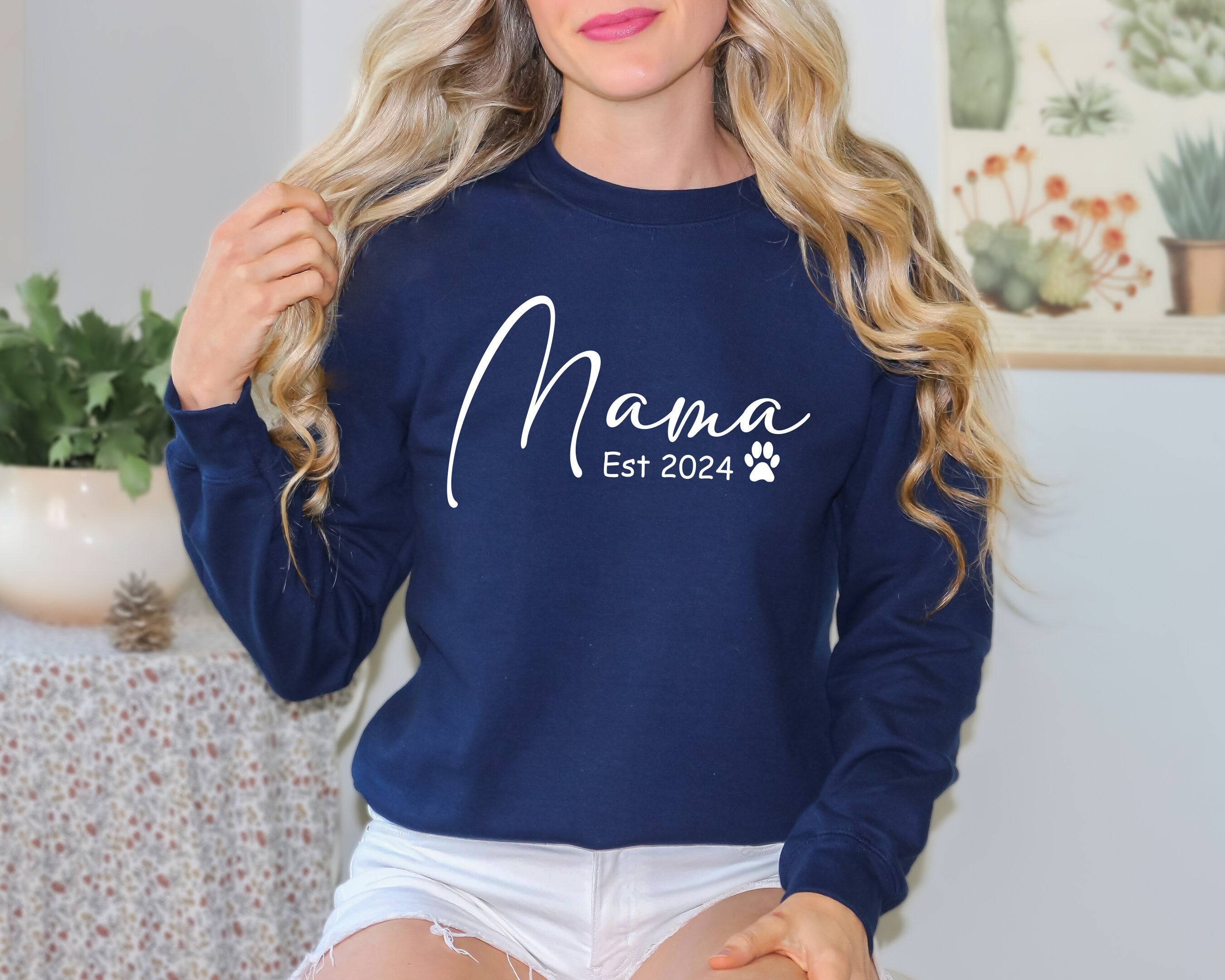 Custom Date Sweatshirt, Mothers Day, Gift for Mom, Mom Sweatshirt, Mom Crewneck, Custom Text Sweatshirt, Vintage Sweatshirt, Saying Sweaters