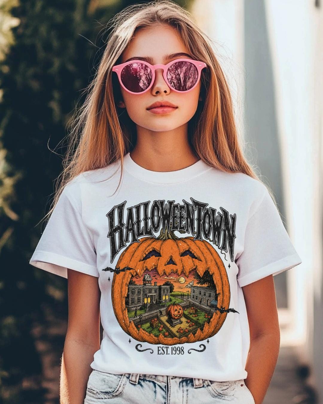 Haunted Pumpkin Sweatshirt - Vintage Halloween Cozy Top